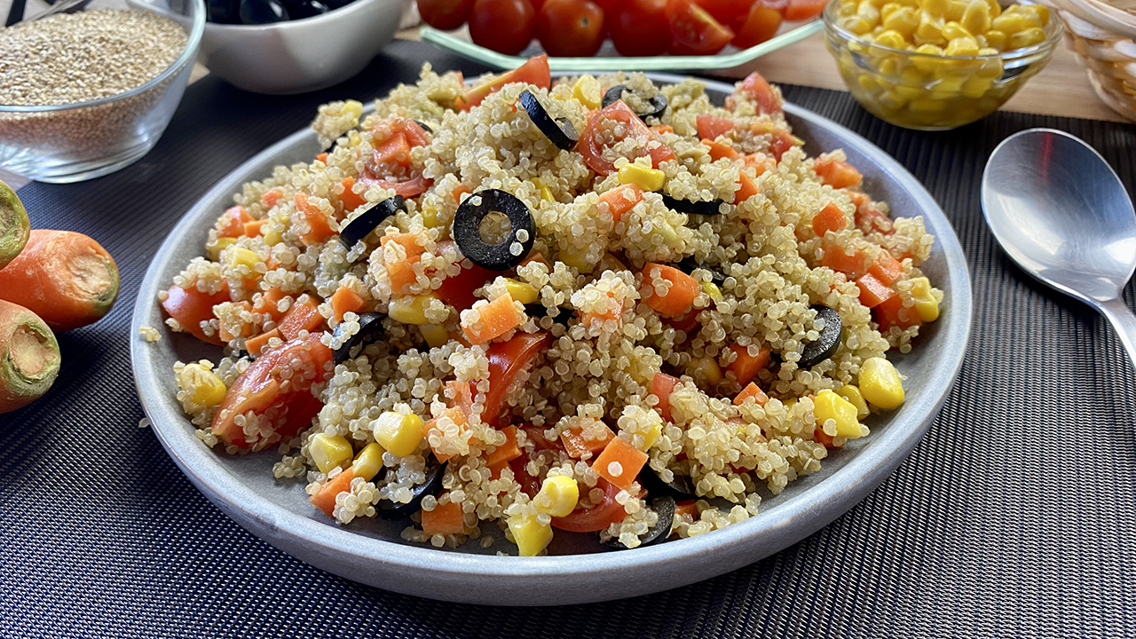 Ensalada De Quinoa Una Receta Saludable Y F Cil De Preparar