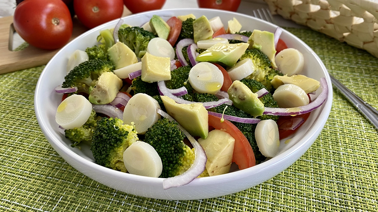 Ensalada De Brócoli Fácil Saludable Y Lista En Pocos Minutos 