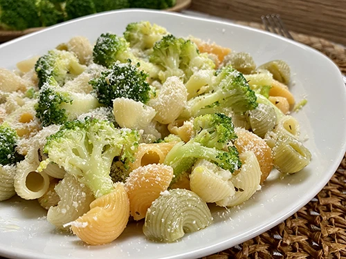 Pasta con Brócoli, Receta fácil con Vinagreta incluida!!